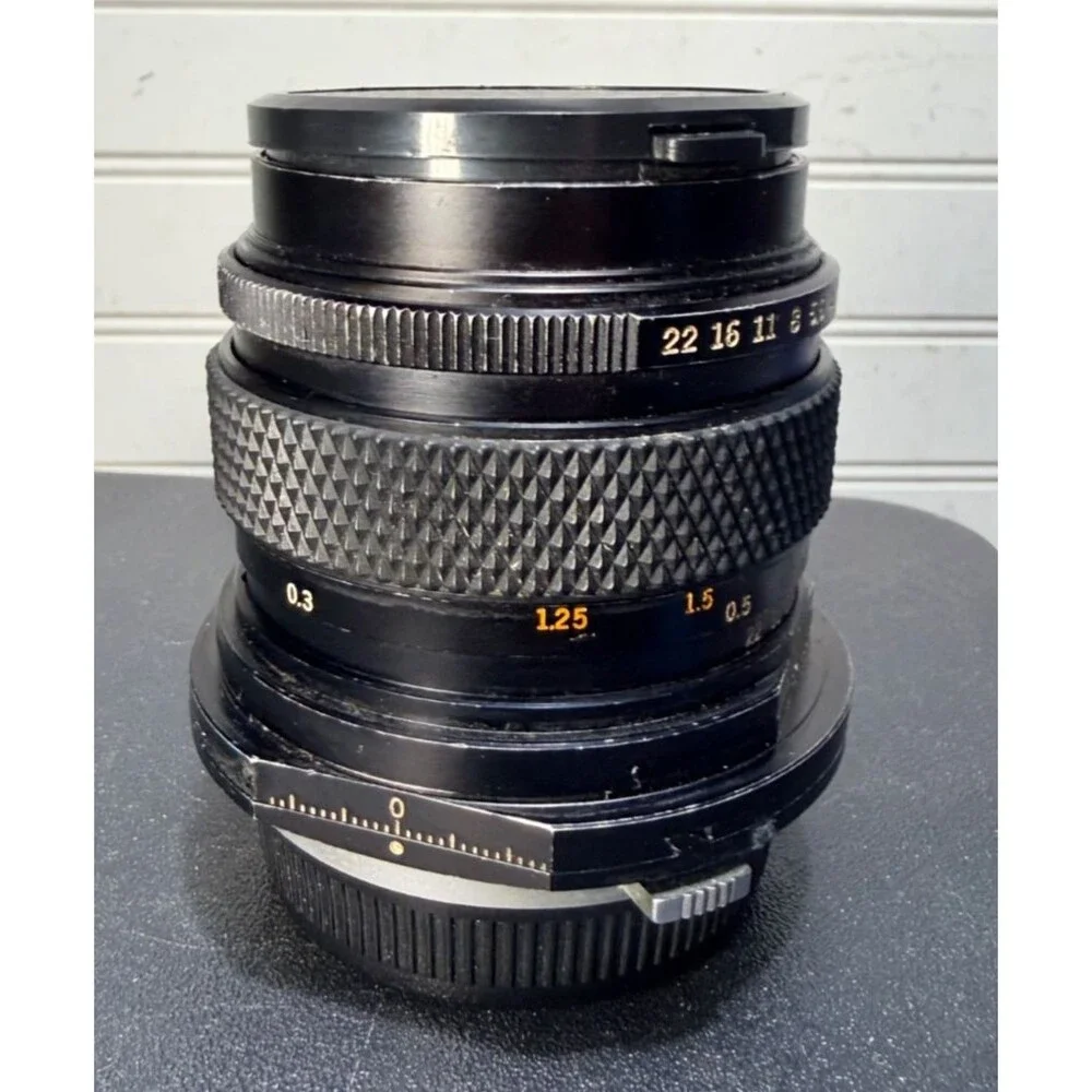 Vtg Olympus OM system 35mm f2.8 Zuiko Shift Lens